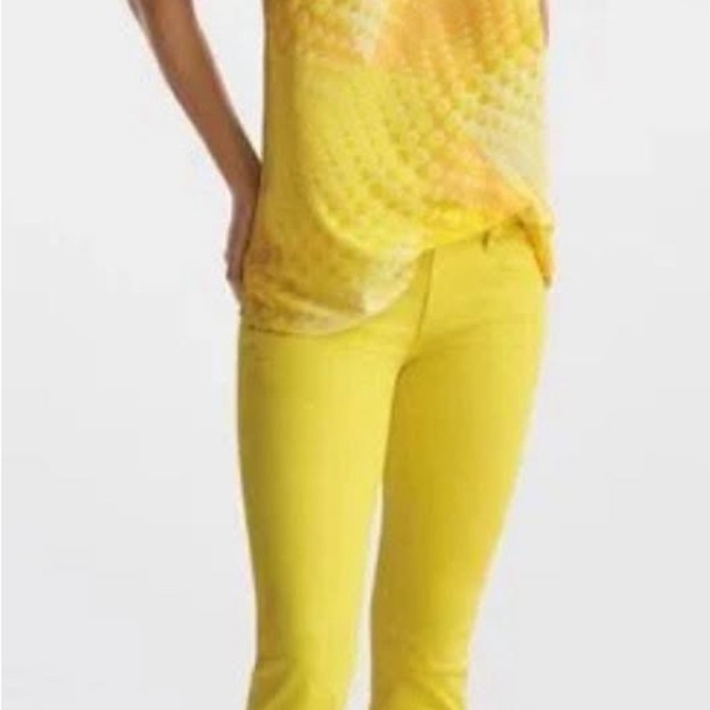 CAbi Yellow and Cream Patterned Top